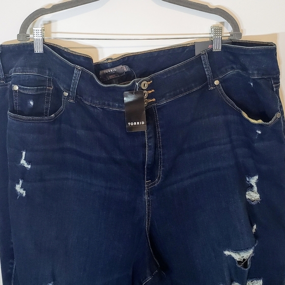 Torrid Hi-Rise Super Soft Jegging Jeans Distressed New With Tags Size 30… - Picture 3 of 16